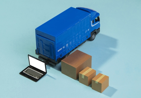 Логистика в Россию через международные хабы в 2025 году. Франкфурт, Стамбул, Дубай